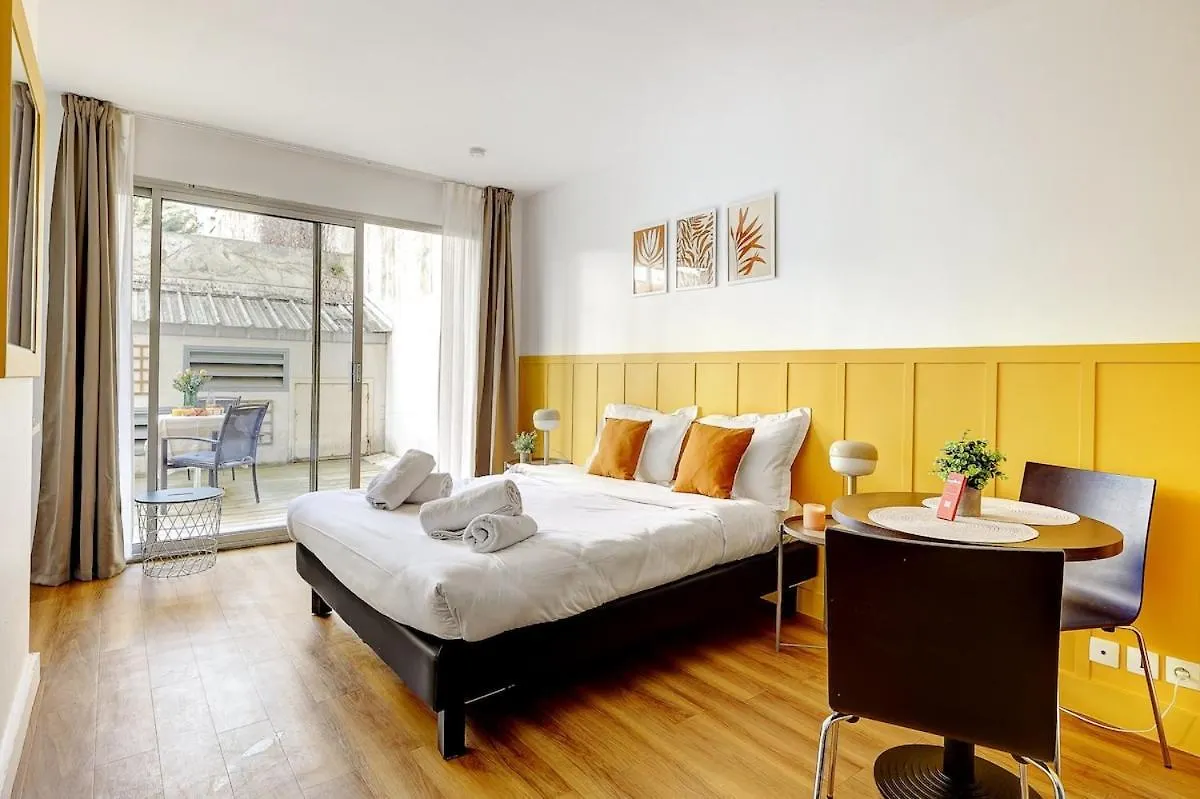 פריז Eiffel Residence Josephine 0*,